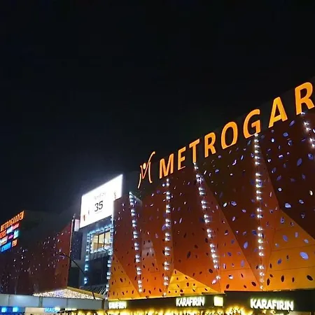 Metro House In Site, Next To The Shopping Mall Daire *
